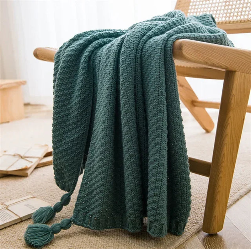 Chunky Knit Waffle Throw Blanket with Tassel